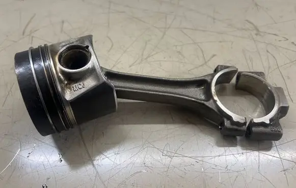 Seat Leon (5F) Piston with connecting rod 79L121 26031016