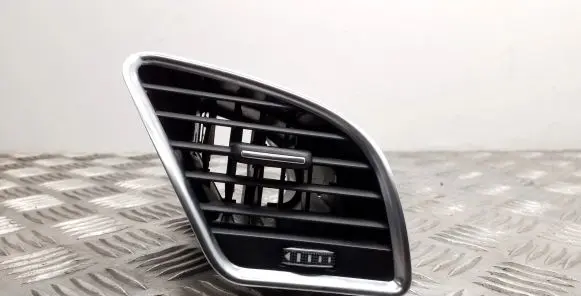 Audi A5 Sportback 8TA Dashboard side air vent grill/cover trim 8T1820902G