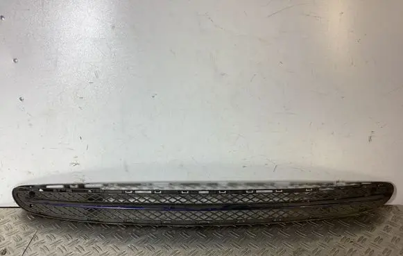 Mercedes-Benz C W203 Front bumper lower grill A2038851323