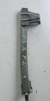 Toyota Auris E180 Front door windshield rail 