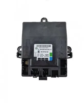 Mercedes-Benz B W245 Door control unit/module A1698208526