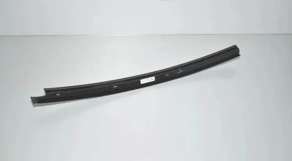 BMW M5 F90 Rear door glass trim molding 7390141