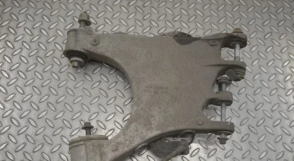 Rear upper control arm/wishbone