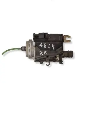 Audi A6 S6 C4 4A Front door lock 4A1837016D