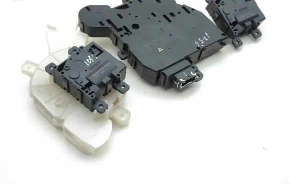 Lexus UX Air flap motor/actuator 0638009004 06380021031
