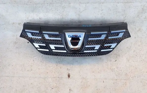 Dacia Spring Front bumper upper radiator grill 622562277R