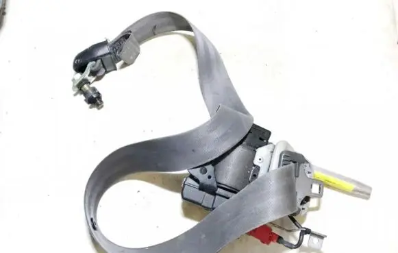 Mitsubishi Space Star Front seatbelt 570521799f