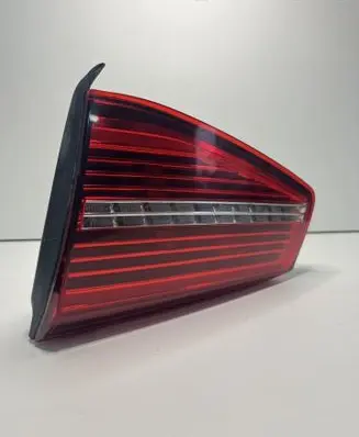 Volkswagen PASSAT B8 Tailgate rear/tail lights 3G9945308