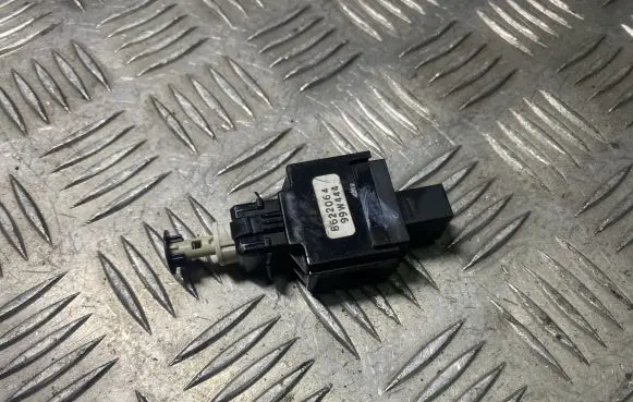Volvo V70 Brake pedal sensor switch 8622064 99W444
