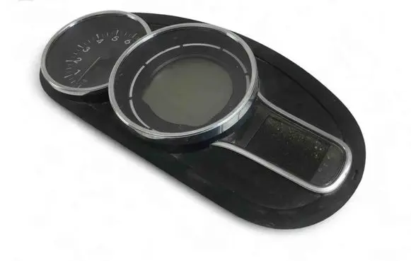 Speedometer (instrument cluster)