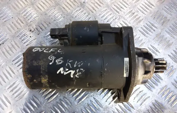 Volkswagen Golf IV Starter motor