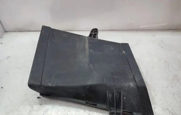 Audi Q5 SQ5 Air intake duct part 8R0129618D