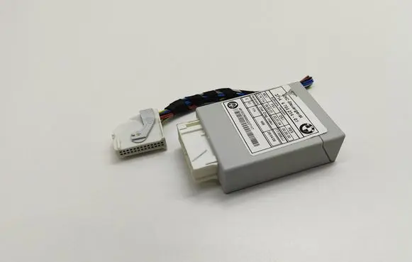 BMW 5 E60 E61 Air suspension control unit module (rear) 3714678431401 6784314 37146784314