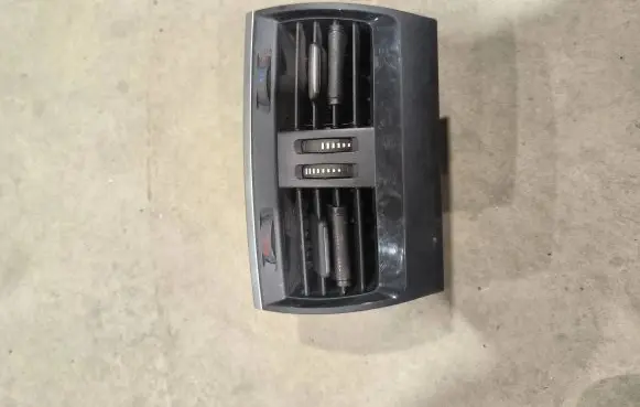 BMW X6 F16 Dash center air vent grill 9252013 0859406