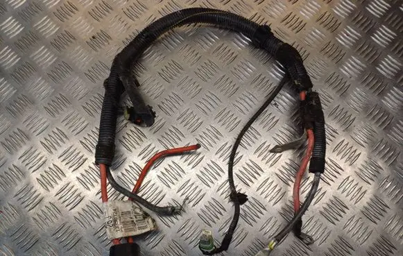 Opel Corsa D Positive cable (battery) 13350724