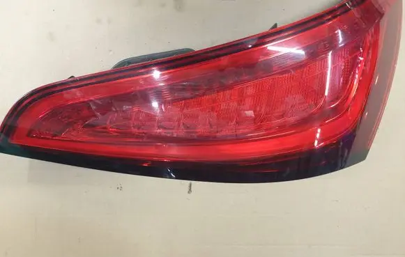 Audi Q5 SQ5 Tailgate rear/tail lights 8R0945094D