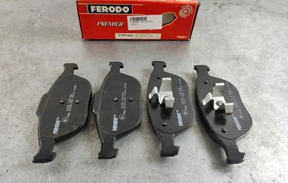 Ford Focus Brake pads (front) FVR1568