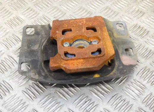 Ford Focus Engine mount bracket V617M121