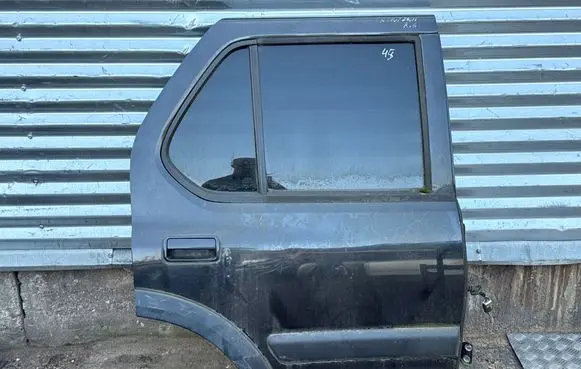 Opel Frontera B Rear door