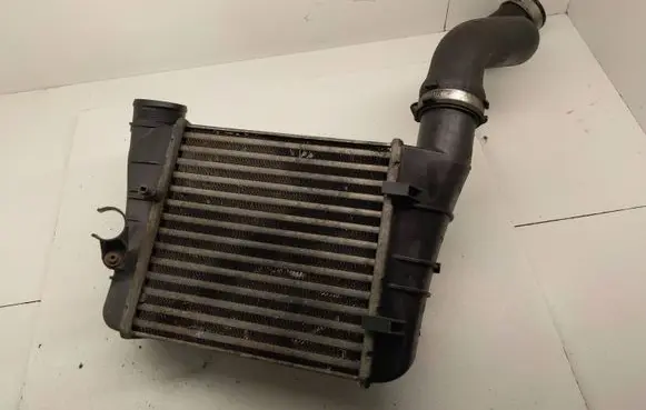 Audi A4 S4 B7 8E 8H Intercooler radiator 8E0145805AA