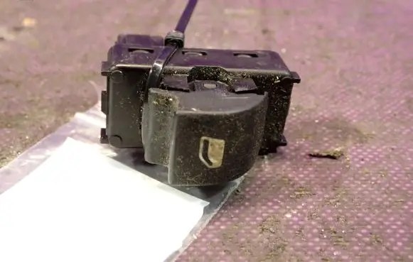 Peugeot Partner Quarter vent window switch 9662428277