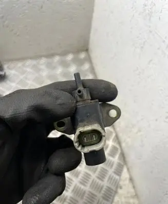 Mitsubishi Carisma Turbo solenoid valve 7700875912