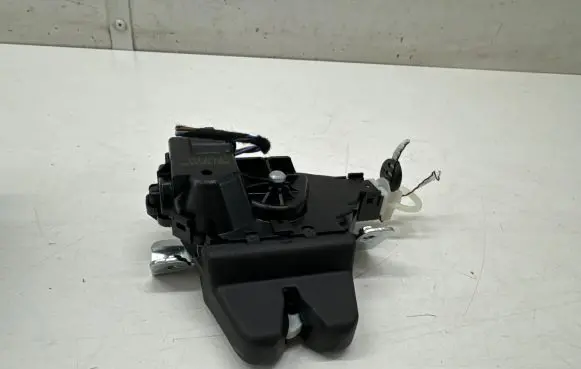 Mercedes-Benz E AMG W213 Tailgate/trunk/boot lock/catch/latch A0997501800