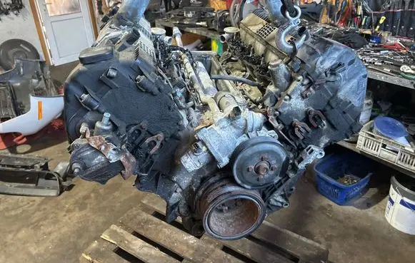 BMW 7 E65 E66 Engine 420259 751511003