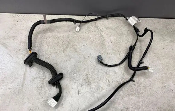 Nissan Pathfinder R51 Rear door wiring loom 24126EB301