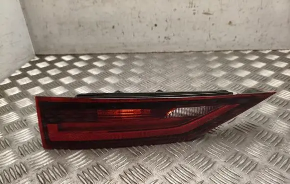Volvo S90, V90 Rear/tail lights 31656787
