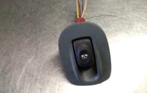 Renault Scenic I Electric window control switch 7700836270
