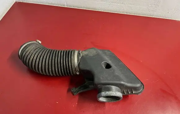 Chrysler Town u0026 Country V Intake resonator 04361731AC