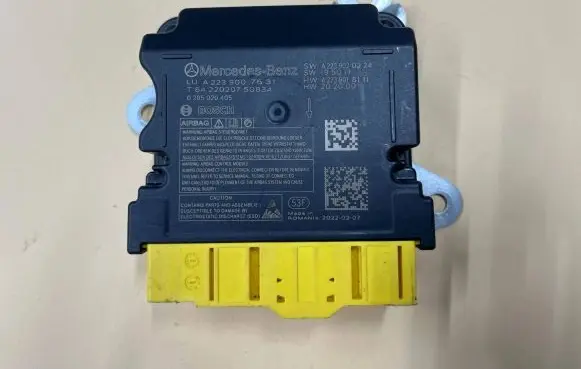 Mercedes-Benz S W223 Airbag control unit/module A2239007631 T642202075 6422020750834