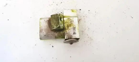 Air conditioning (A/C) expansion valve