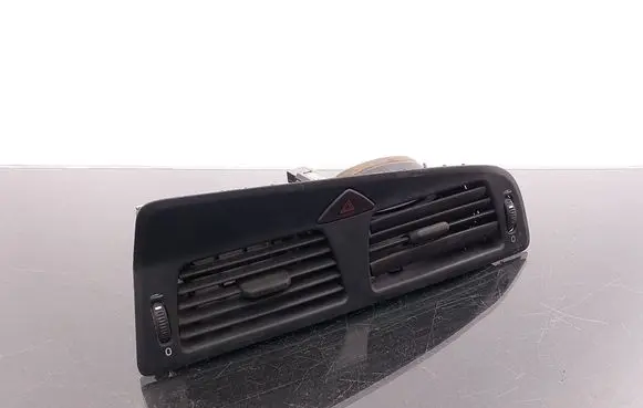 Volvo V70 Dash center air vent grill 3409374
