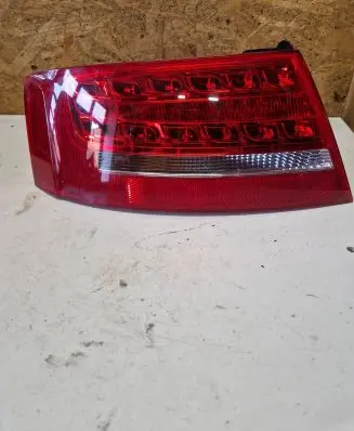 Rear/tail lights