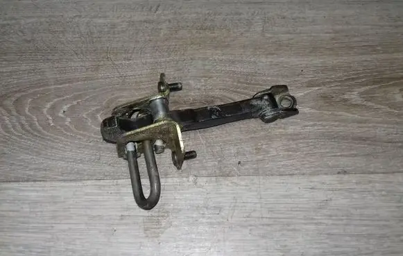 Volvo S60 Front door check strap stopper 8650060