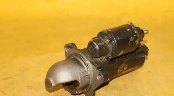 Opel Zafira B Starter motor
