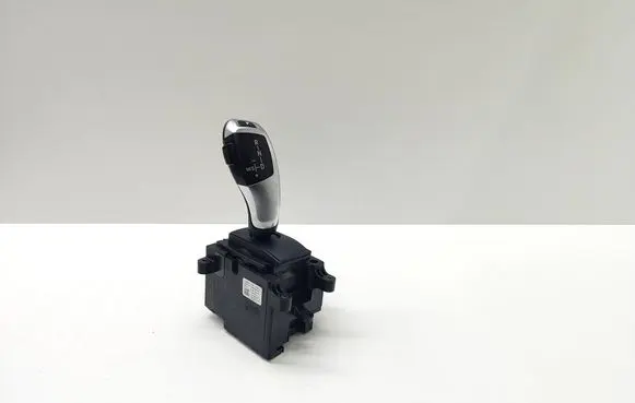 BMW 5 F10 F11 Gear shifter/selector 9251186 925118601 61319251186