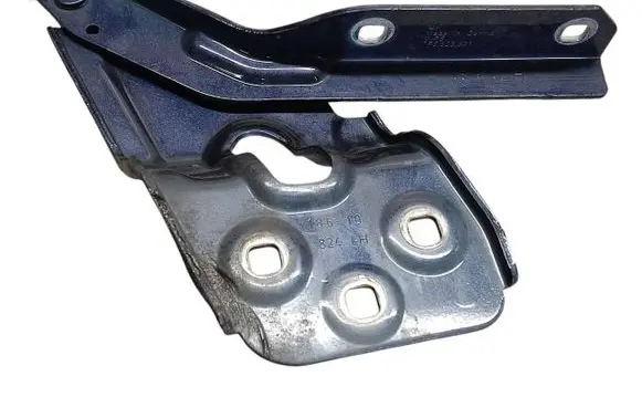 Volkswagen Touareg II Engine bonnet/hood hinges 7P6823301