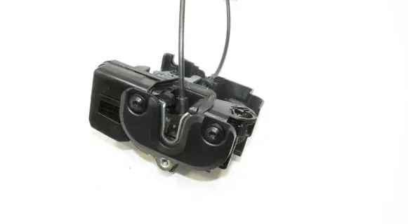 Opel Antara Coupe door lock (next to the handle) 