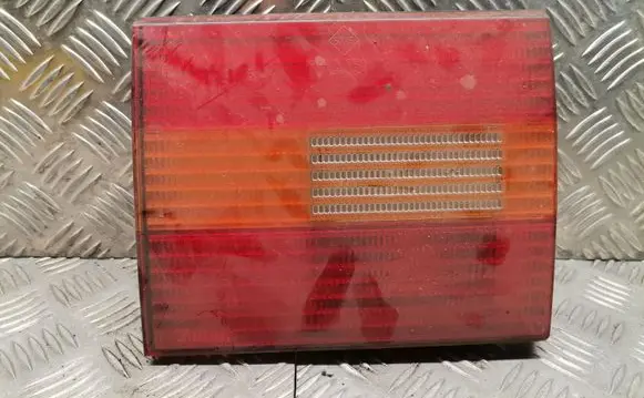 Volkswagen PASSAT B4 Tailgate rear/tail lights 3a9945107