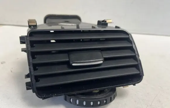 Volkswagen Touareg II Dashboard side air vent grill/cover trim 7P2819728A
