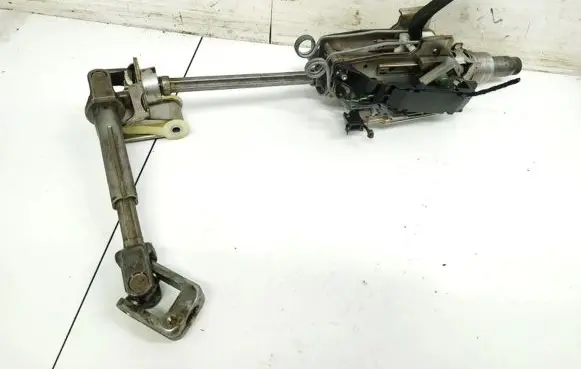 Volkswagen Polo Steering wheel axle