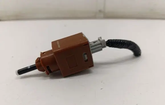Nissan X-Trail T33 Brake pedal sensor switch A008123110 A00812311010301219