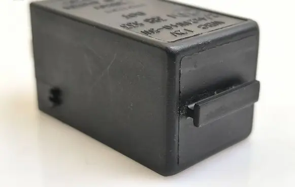 BMW 5 E39 Other relay 1388533 72BB301