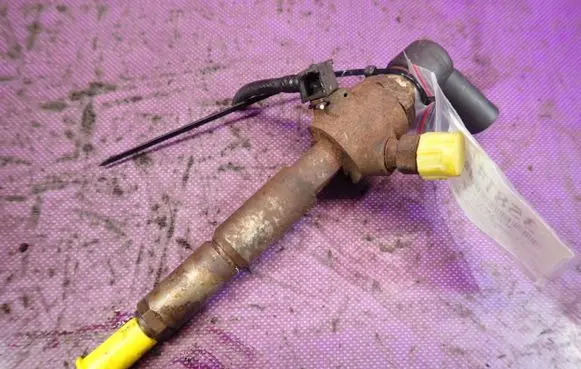 Ford Focus C-MAX Fuel injector 4M5Q9F593AD
