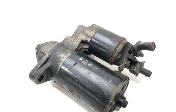 Skoda Fabia Mk1 (6Y) Starter motor 0001121016