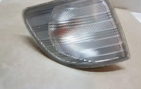 Mercedes-Benz Vito Viano W638 Front indicator light
