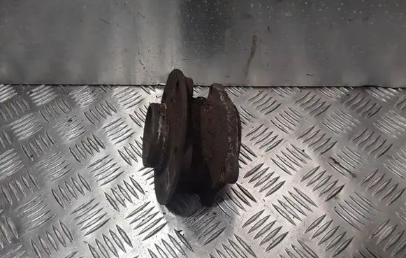 Rear wheel hub